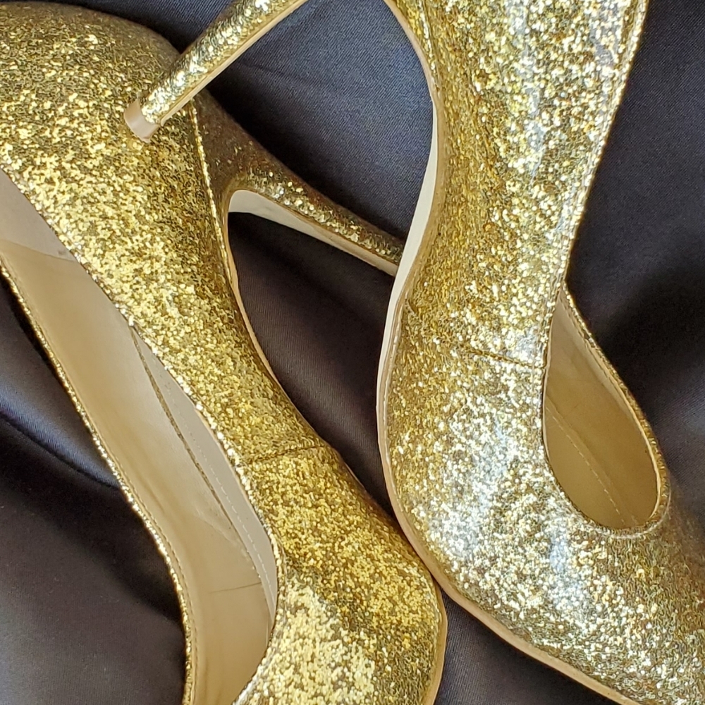 BCBGENERATION Heels - Picture 8 of 11